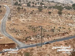  4 ارض للبيع في البلقاء / السلط منطقة وادي حادي بالقرب من شارع الستين