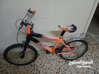  1 دراجة هوائية مقاس 20 بحالة جيدة جدا