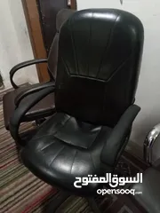  2 كراسي مدير بحال الوكاله