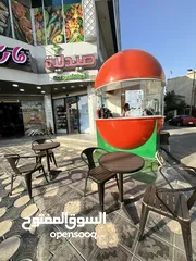  4 كراسي وطاولات