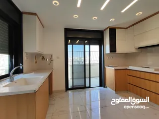  4 شقة مطلة سوبر ديلوكس غير مفروشة للايجار بين الماصيون ورافات