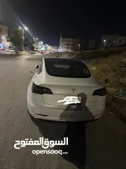  6 Tesla Model 3 - 2023  بحالة ممتازة