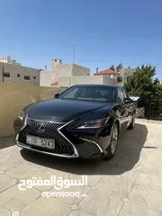  1 Lexus for sale modeled 300h 2021 24000Km