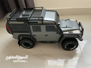  1 Land Rover defender full metal new ( adult toy )