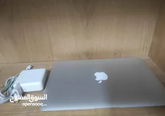  2 ماك بوك اير ( 2011) مستعمل بحالة جيدة للاستخدام الخفيف فقط بسعر رمزي
