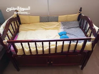  3 سرير بيبي مع سرير هزاز خشب زان