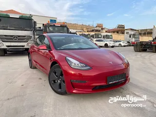  1 Tesla Model 3 2021