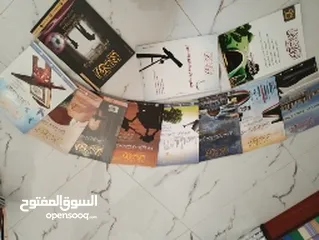  6 للبيع كتب الدينية والتاريخية ومجلات ثقافية ودينية وادبية  ب 130 فقط