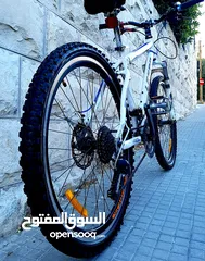  3 دراجة هوائية احترافية