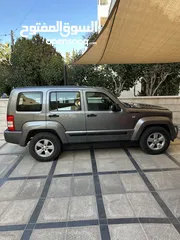  4 Jeep liberty sport 2012  Perfect condition