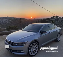  3 باسات B8 موجوده بالخليل