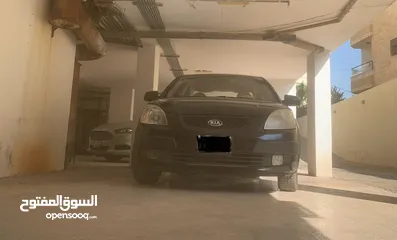  3 كيا ريو 2008 أربعة جيد ماتور جيد جير جيد لايوجد فيها صدأ أو هريان الفحص مرفق