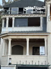  16 إيڤل للقرميد والديكورات الخشبية