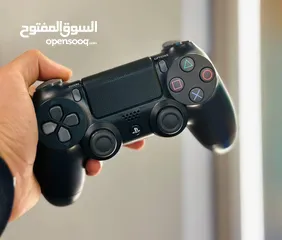  1 يد بلستيشن اصلية