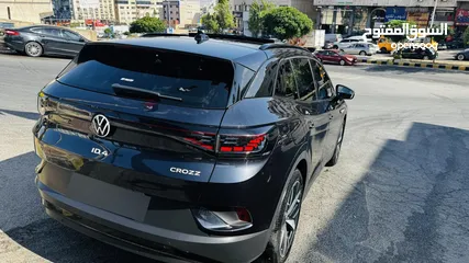  4 ID4 مميزة اللون والمواصفات