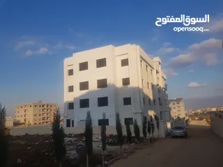  12 شقق للبيع سوبر ديلوكس مساحات مختلفه من المالك مباشره مميزه