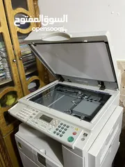  2 طابعة وآلة تصوير مستندات ليزرية أبيض وأسود نوع ريكو MP2000 بحالة مجددة وإستخدام شخصي بسيط