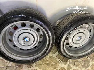  1 جنط حديد مسستم امامي خلفي خمس براغي للبيع