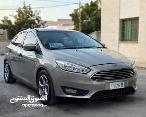  1 سيارة فورد فوكس 2016 بوضع ممتاز للبيع كاش بداعي السفر