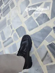  4 حذاء اسود ( لمن يهتم باناقته )