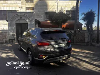  2 Hyundai Santafy 2020 2*4.