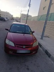  1 هوندا سيفيك لون خمري 2005  محرك 1500cc ميكانيك جديد منفوضه  كامل الهيئات قابل للتفاوض  بعد المعاينه