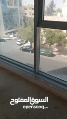  1 مكاتب للإيجار