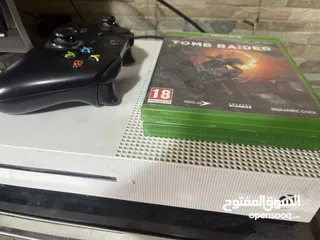  1 اكسبوكس ون اس للبيع معها سيدين ( الجهاز ما فيه اي مشاكل)