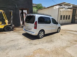  7 بيجو بارتنر
