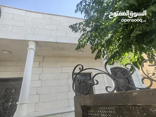  8 منزل حديث البناء للبيع بسعر مميز / محافظة البلقاء عين الباشا - الشويح الشرقي - حي الحرمين