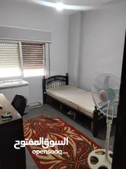  5 شقه مفروشه جزئيا للايجار مساحة 80 متر طابق ثاني قرب مجمع عمان الجديد و mk القديم وكارفور