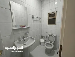  14 شقة مفروشة مميزة للإيجار