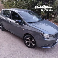  1 سيارة سيارة إبيزا موديل 2014