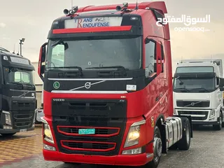  2 ‎ Volvo tractor unit automatic gear راس تريلة فولفو جير اتوماتيك 2015