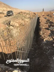  19 ارض للبيع في النصارية مطلة على جميع الجهات ما بسكر عليها حدا وصحية واصل مياه وكهرباء مع جدار جنوبي