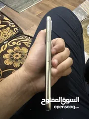  4 آيفون x ألون ابيضّ كلش نضيف شوف الوصف