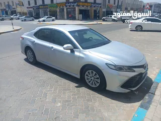  2 Toyota camry 2018 hybrid for sall