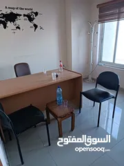  7 مكتب جاهز اللايجار بحالة ممتازة