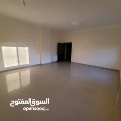  5 شقة للبيع  خلف مستشفى السعودي اطلالة دائمه وميميزة