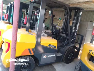  9 للبيع رافعة شوكية جديده 3.5 طن . ديزل فل الفل . صيني ماترور اسوزو ياباني