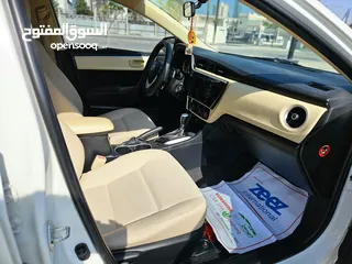  10 TOYOTA COROLLA 2019 WITH SUNROOF TOP EXCELLENT CONDITION FOR SALE