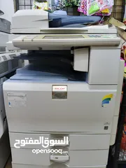  2 ماكنة تصوير ملون 2051بحالة ممتازة استخدام خفيف حبر جديد  للبيع