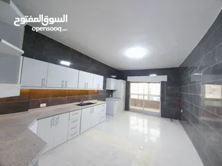  3 شقة غير مفروشة للإيجار 200م2 ( Property 19237 ) سنوي فقط