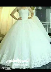  1 فستان ابيض