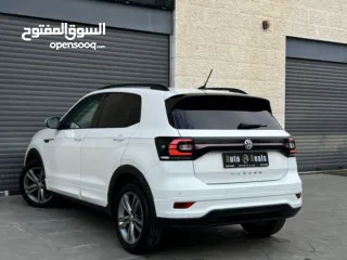  6 Volkswagen t-cross