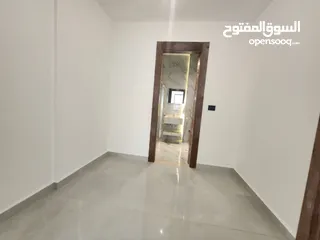  22 شقة فارغة للبيع في منطقة الدوار الرابع ( عدد 2 ) - ref : 14598