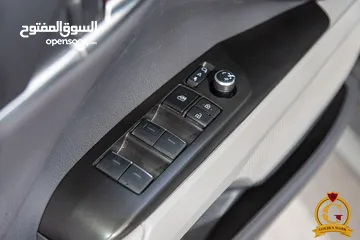  10 Toyota Camry Gle 2024  السيارة وارد و كفالة الشركة و قطعت 16,000 كيلو