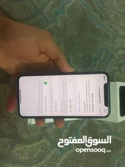  2 للبيع ايفون xs ف قمه النظافه مو مبدل فيه ولا قطعه في حاله وكاله ينباع بالمحلات على 900