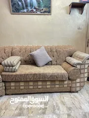  9 كورنر اماراتي خليجي مريح لغرفة جلوس او معيشه بلون عسلي مميز السعر 130 دينار السعر قابل للتفاوض