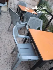  7 طاولة طعام أربع كراسي بلاستيك إربد